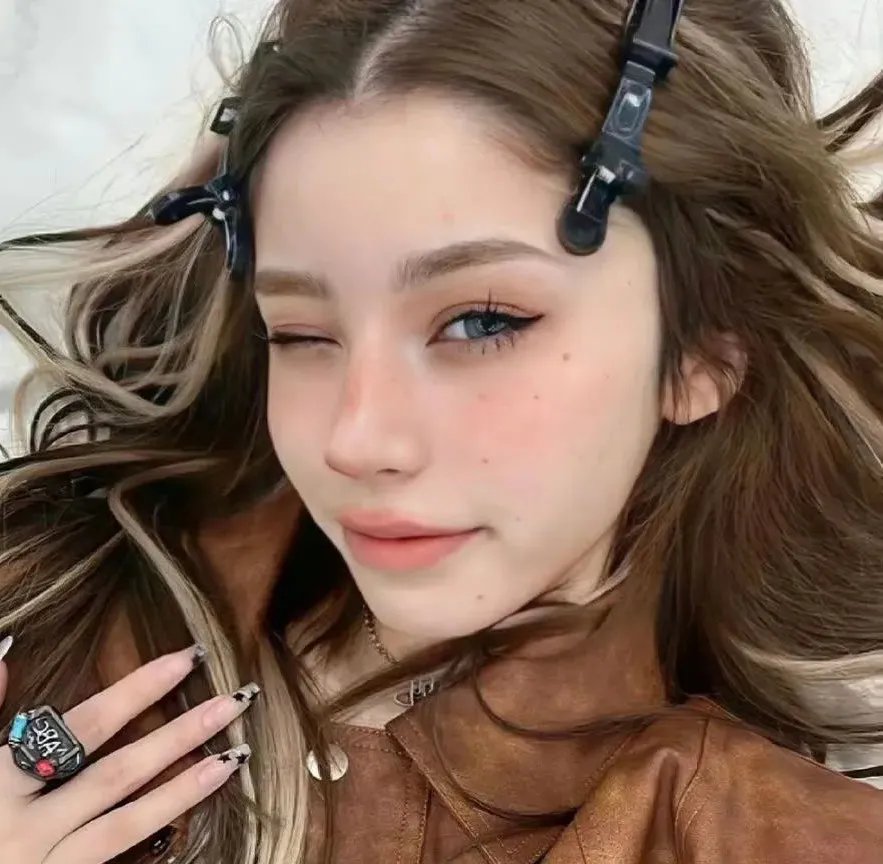 杰姆和全息图